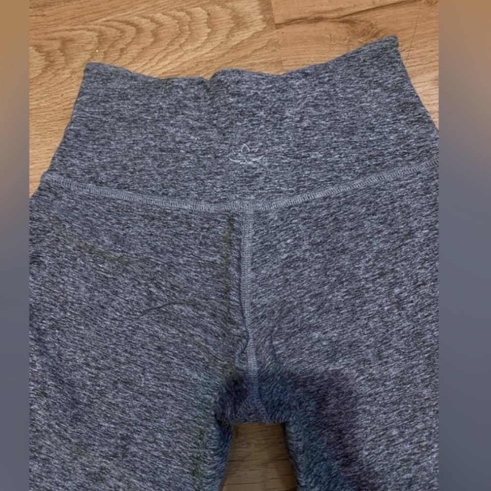 Beyond Yoga Leggings - Picture 8 of 16